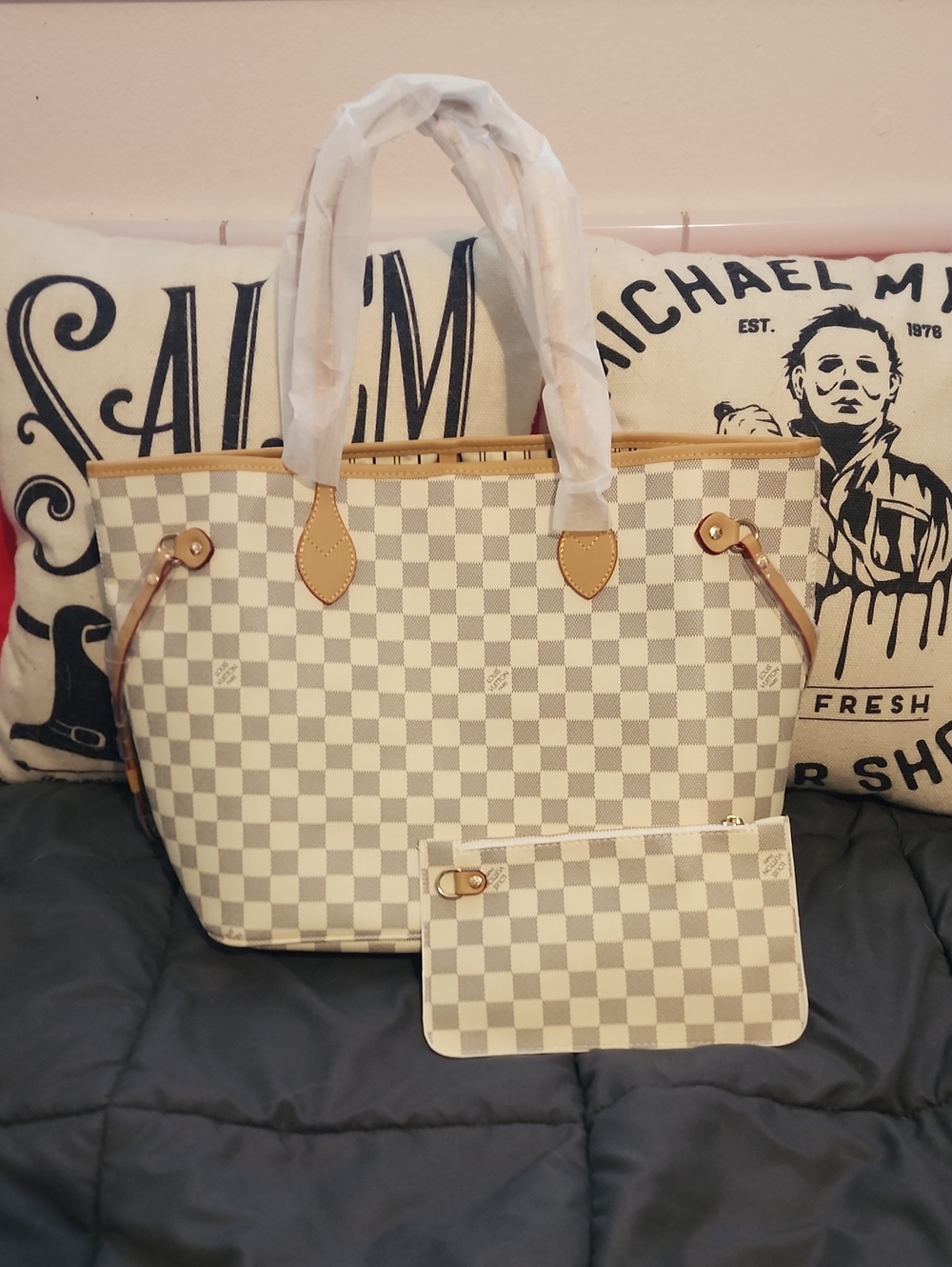 Louis Vuitton Damier Checkered Neverfull Tote Bag With Pouch - READ AD!
